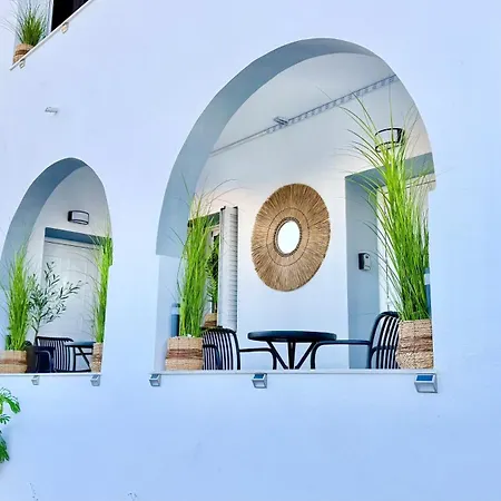 Apartamento Naousaki Premium 2 *